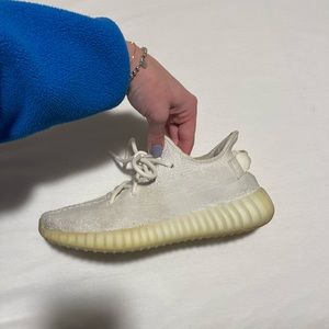 Yeezy Boost 350 V2 cream